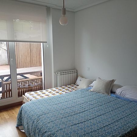 קומיאס Apartamento Con Terraza מראה חיצוני תמונה
