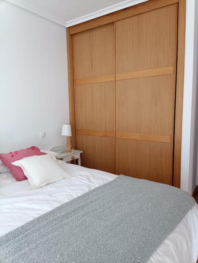 קומיאס Apartamento Con Terraza מראה חיצוני תמונה